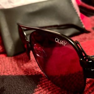 Quay Vivienne Aviator Sunglasses